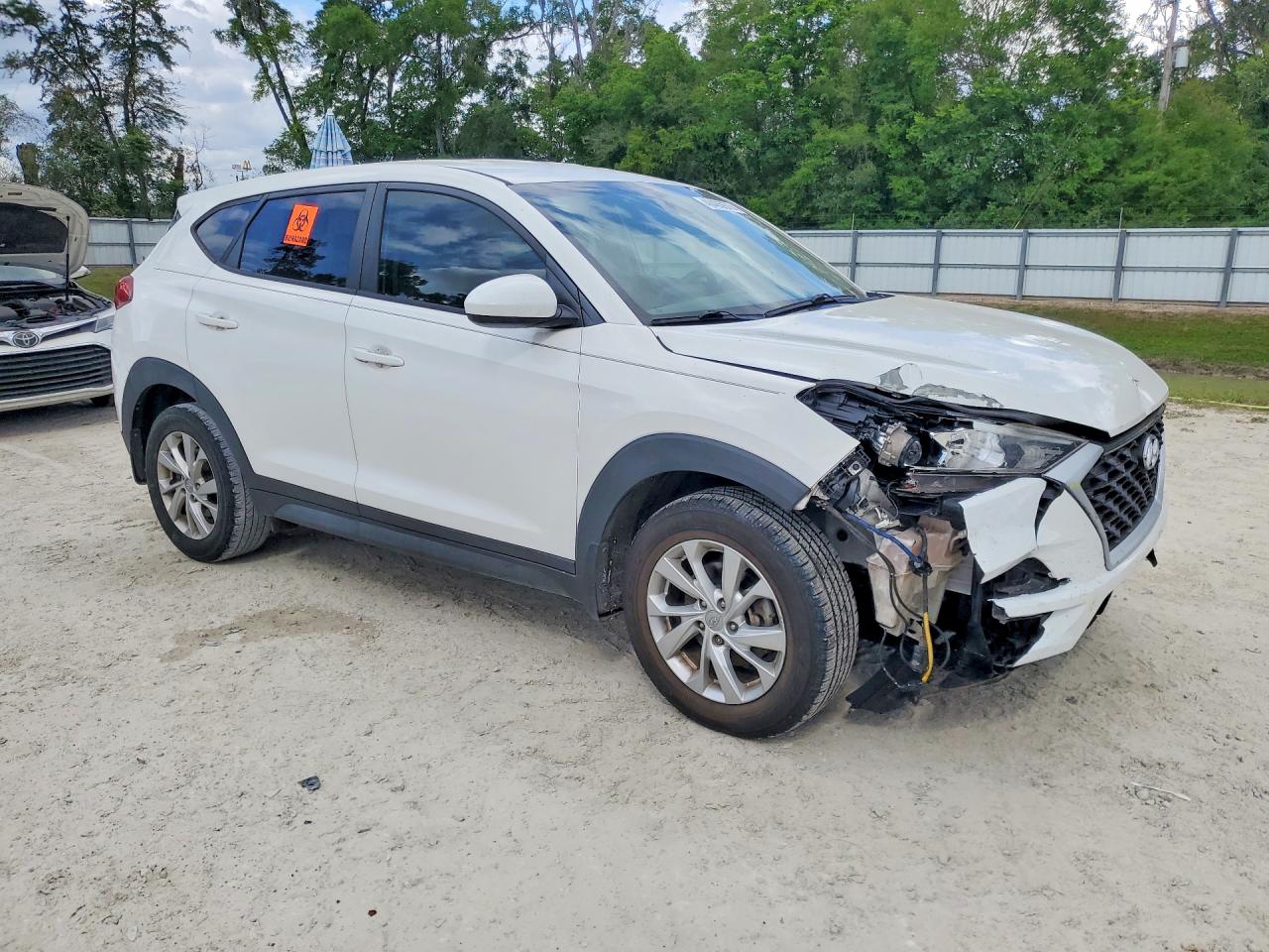 2019 HYUNDAI TUCSON SE photo 4