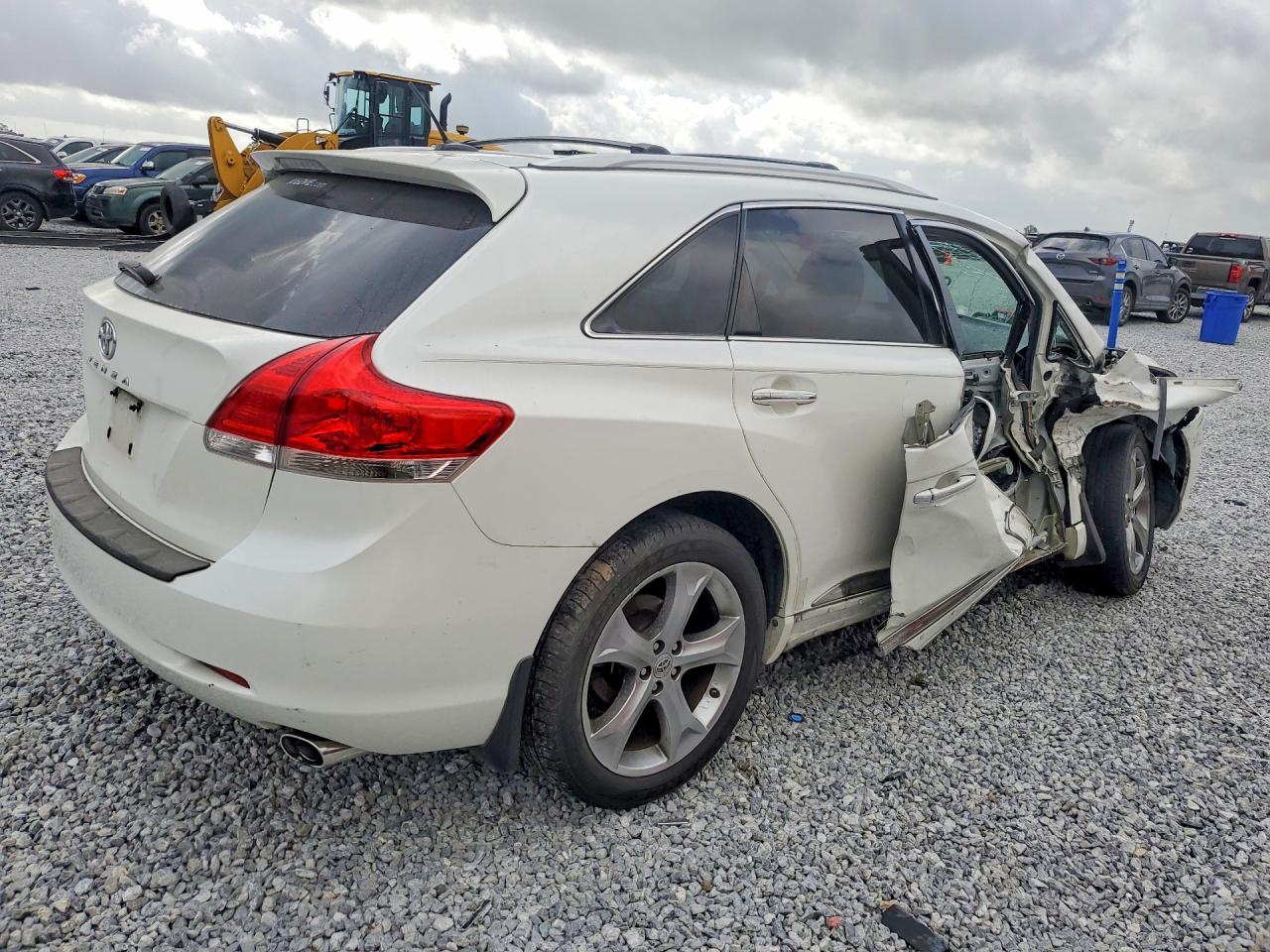 2011 TOYOTA VENZA FWD V6 photo 5