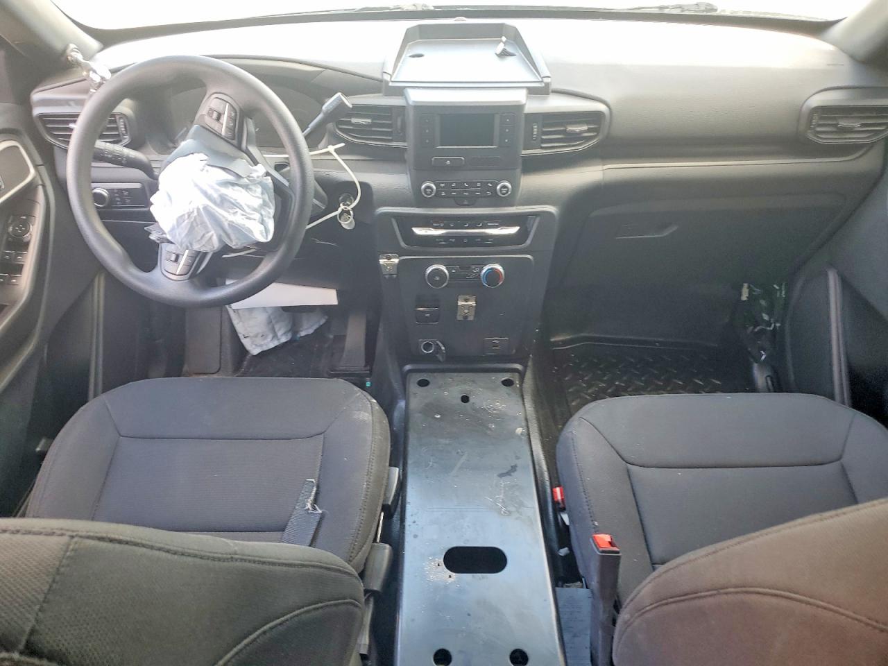2023 FORD EXPLORER POLICE INTERCEPTOR photo 15
