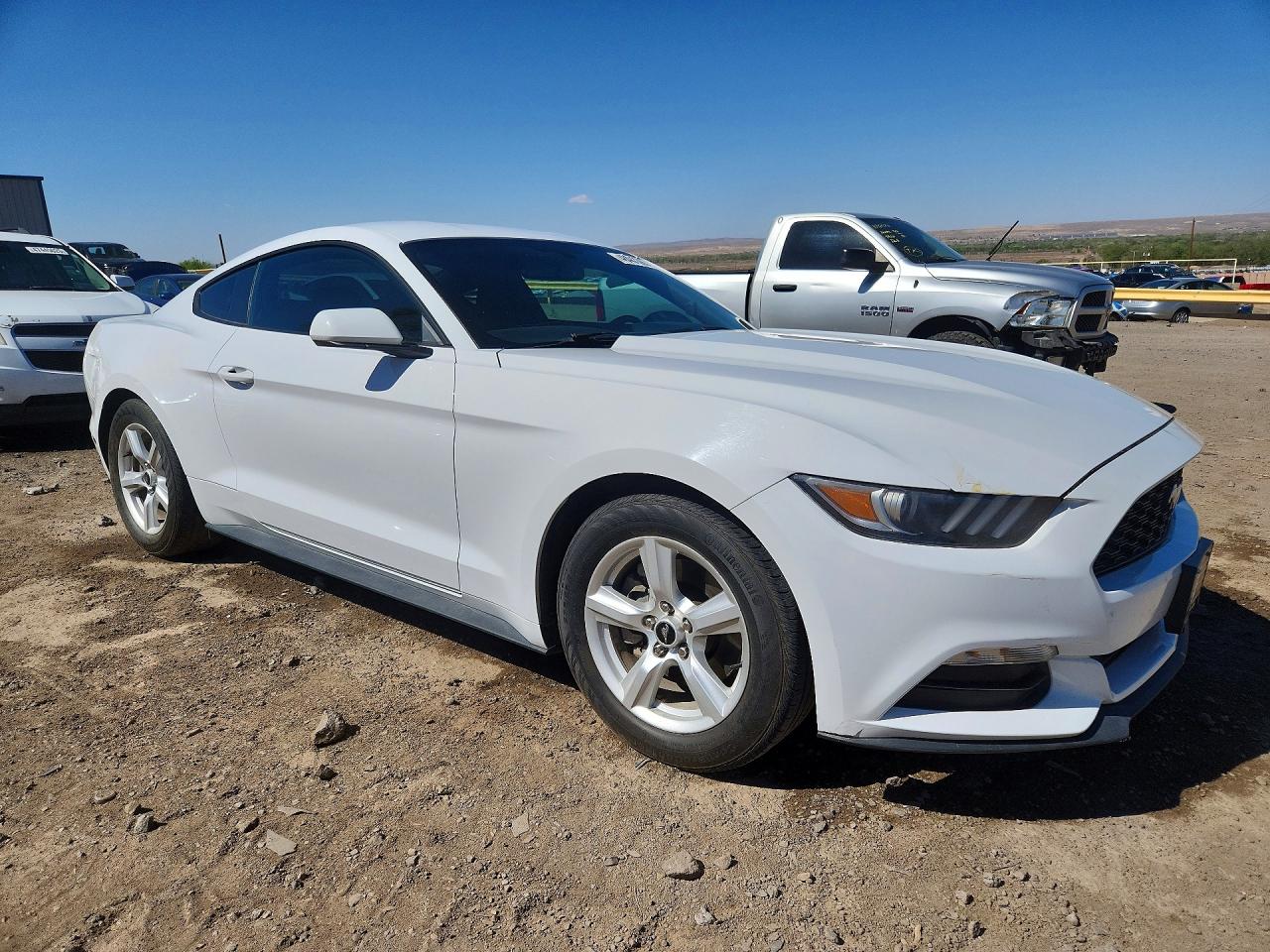 2017 FORD MUSTANG photo 7