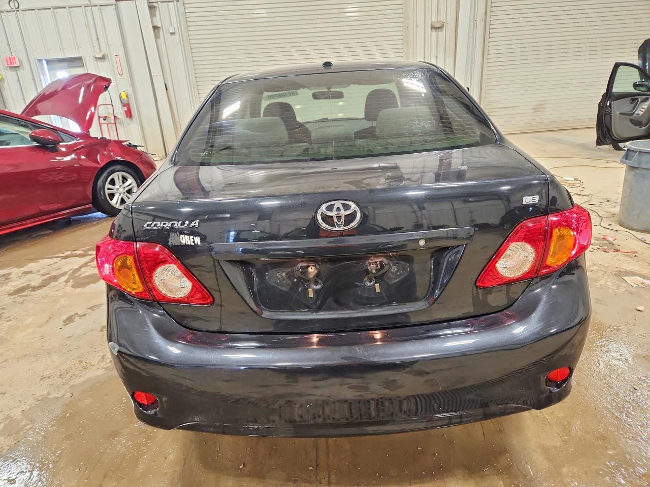 2009 TOYOTA COROLLA LE photo 11