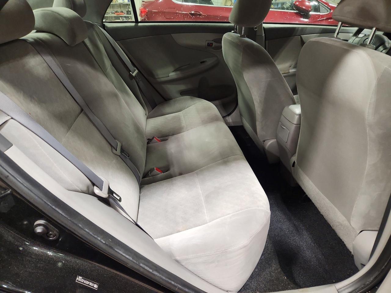 2009 TOYOTA COROLLA LE photo 19