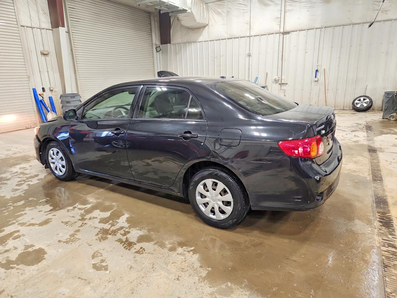 2009 TOYOTA COROLLA LE photo 3