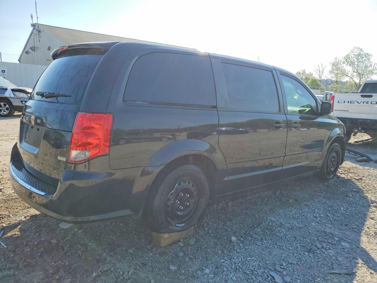 2012 DODGE GRAND CARAVAN SE photo 3