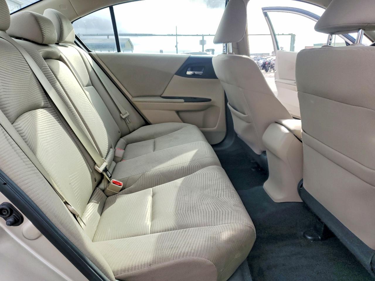 2016 HONDA ACCORD LX photo 19