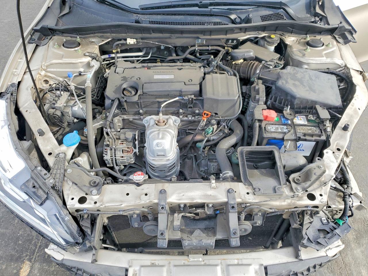 2016 HONDA ACCORD LX photo 21