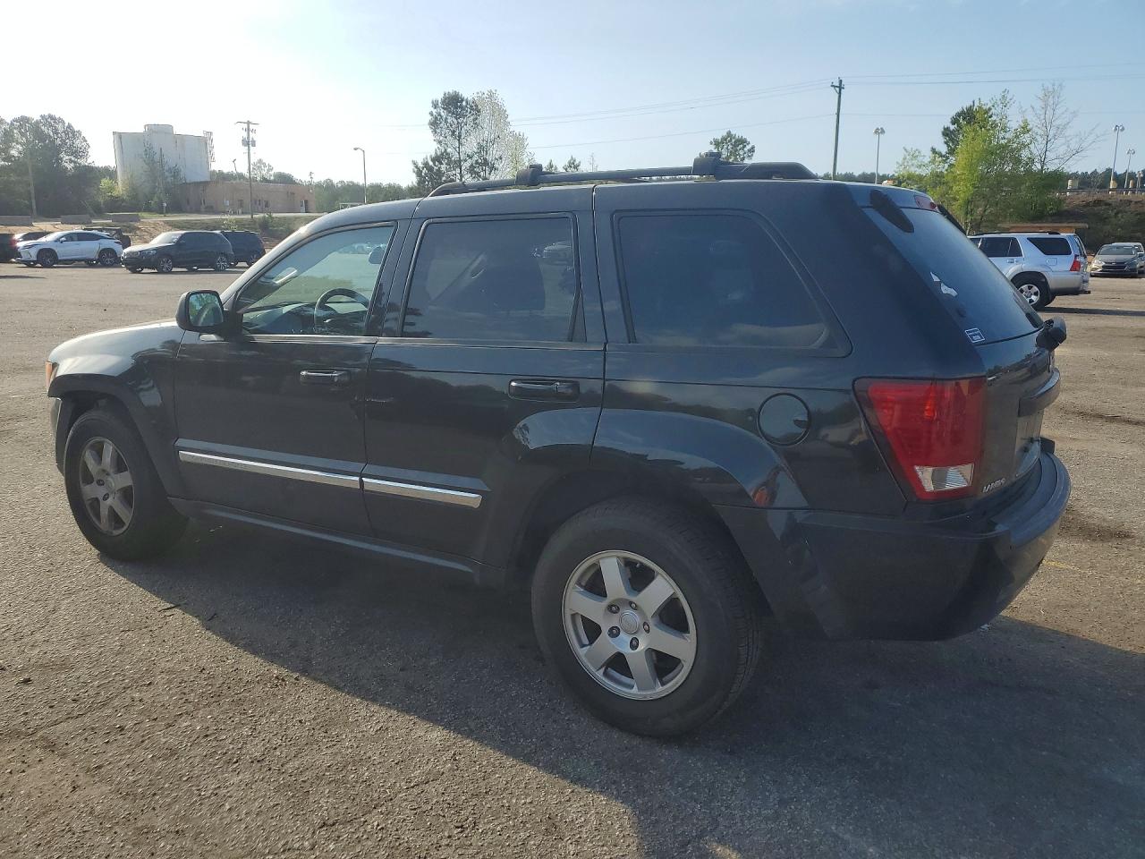 2010 JEEP GRAND CHEROKEE LAREDO photo 3