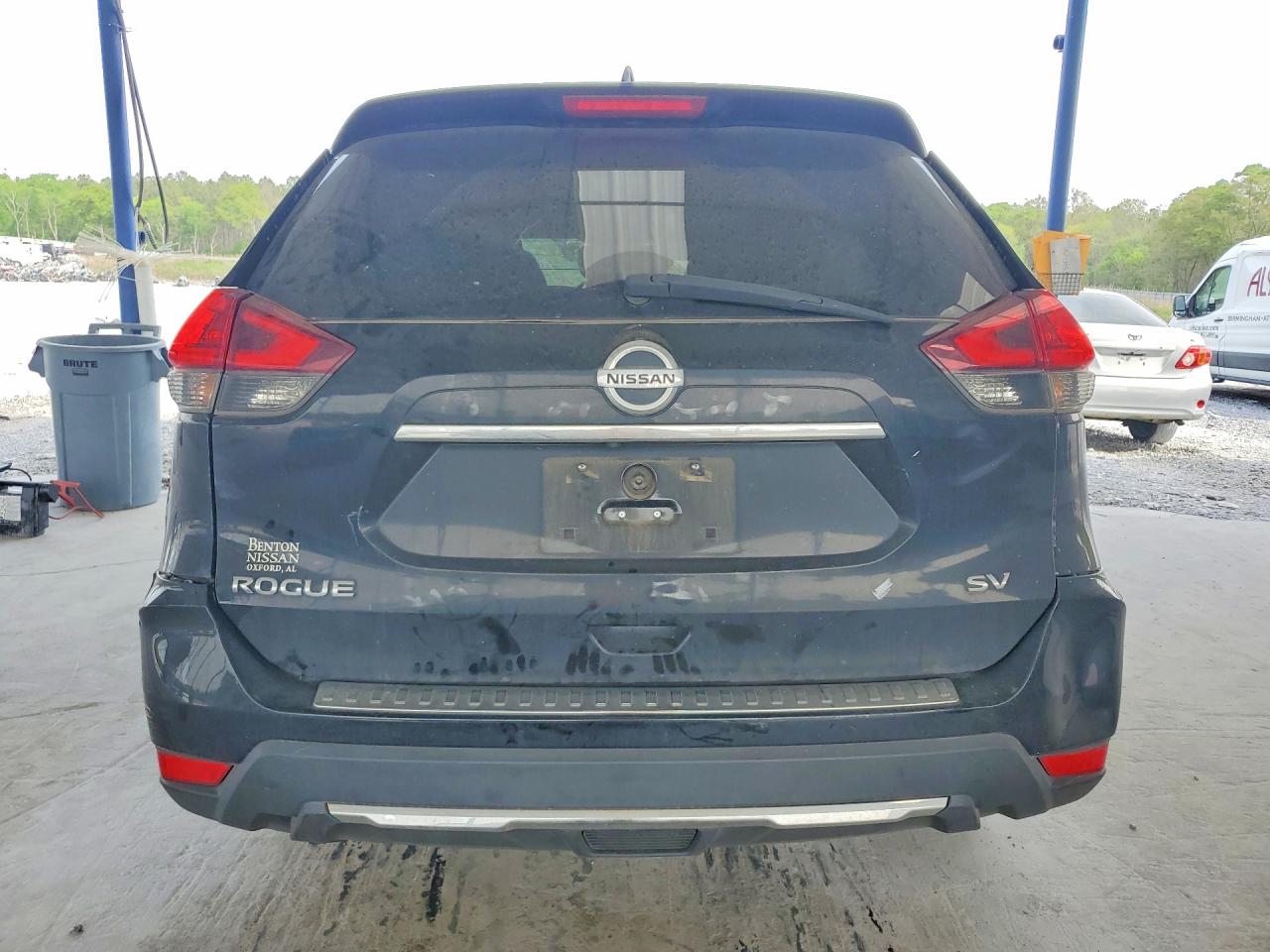 2018 NISSAN ROGUE SV photo 11