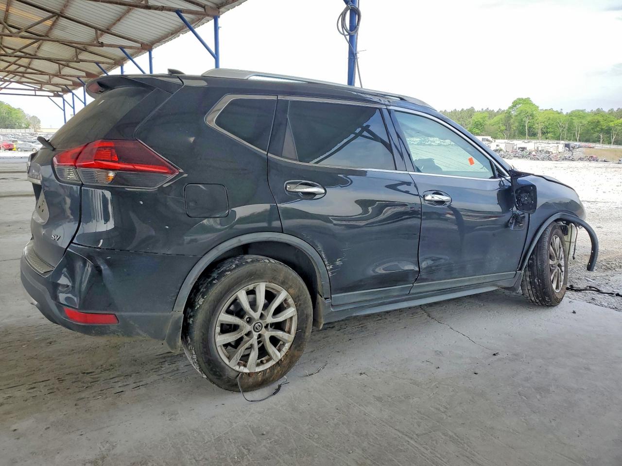 2018 NISSAN ROGUE SV photo 5