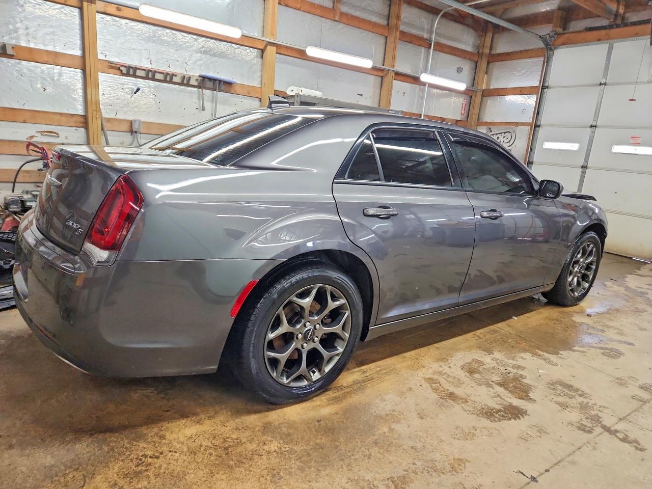 2016 CHRYSLER 300 S photo 7