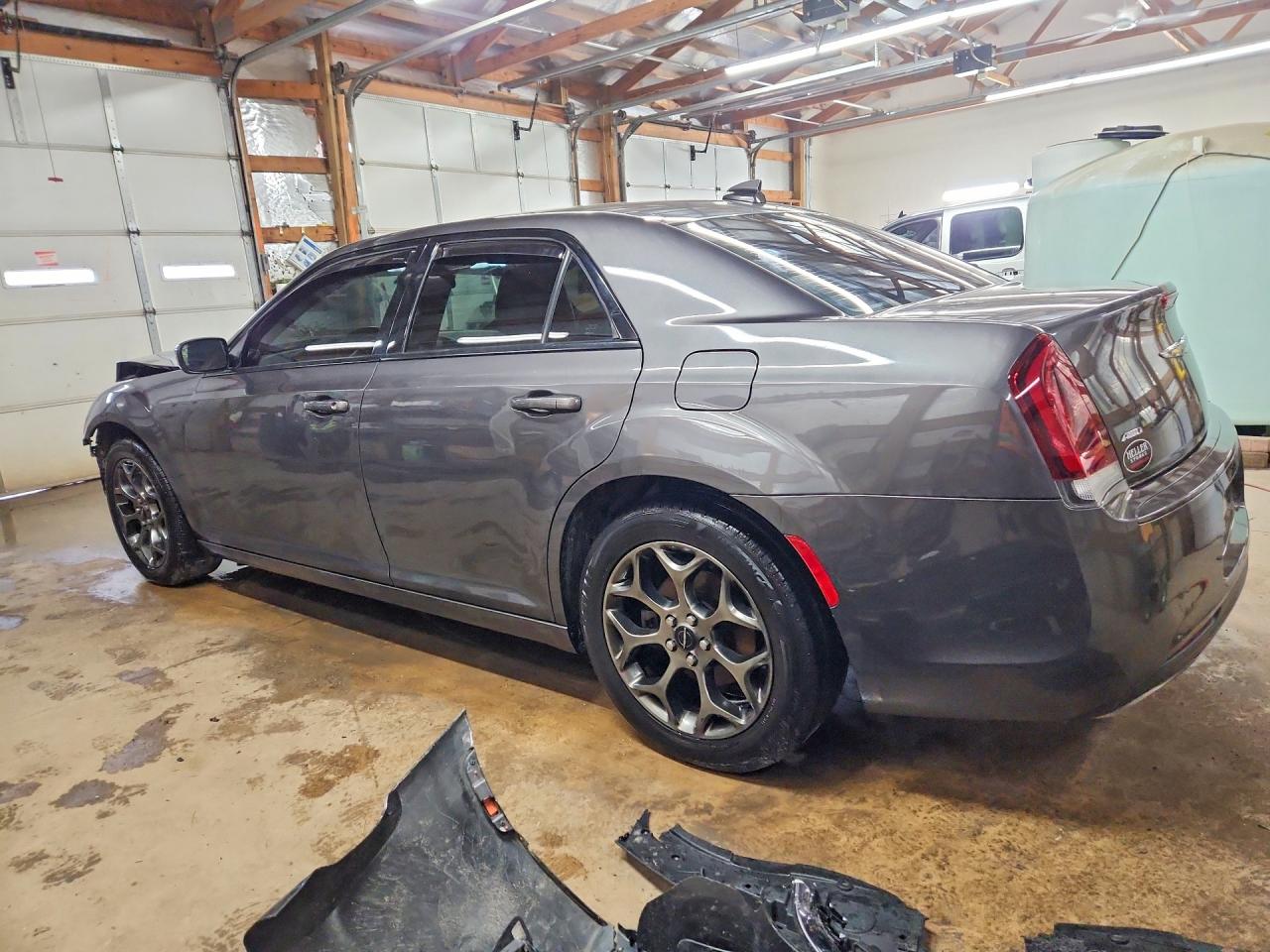 2016 CHRYSLER 300 S photo 4