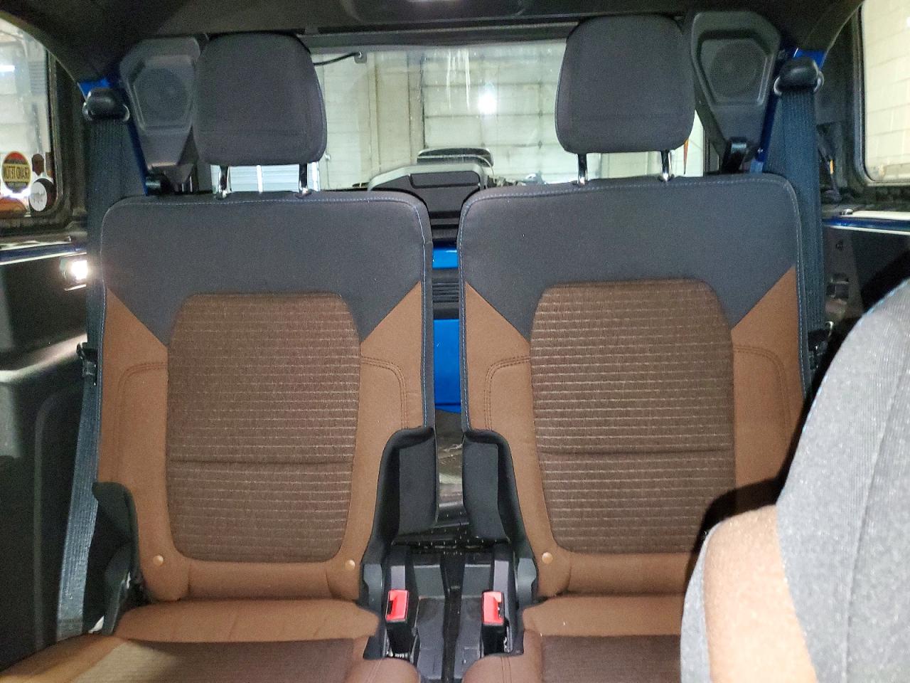 2022 FORD BRONCO BASE photo 10