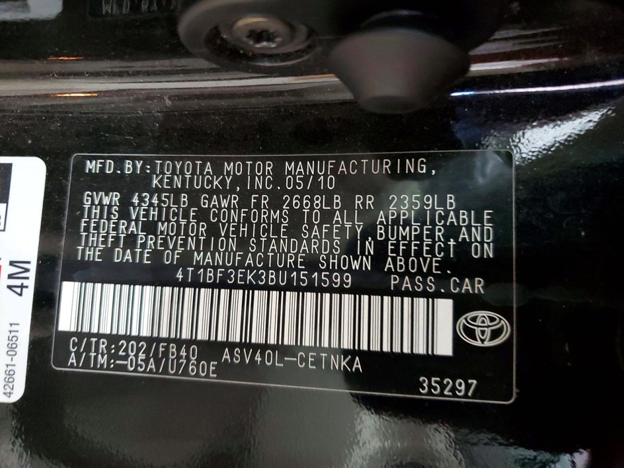 2011 TOYOTA CAMRY LE photo 34