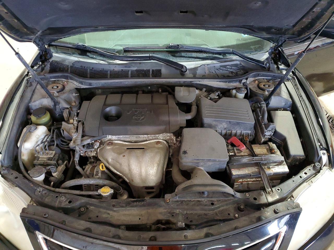 2011 TOYOTA CAMRY LE photo 31