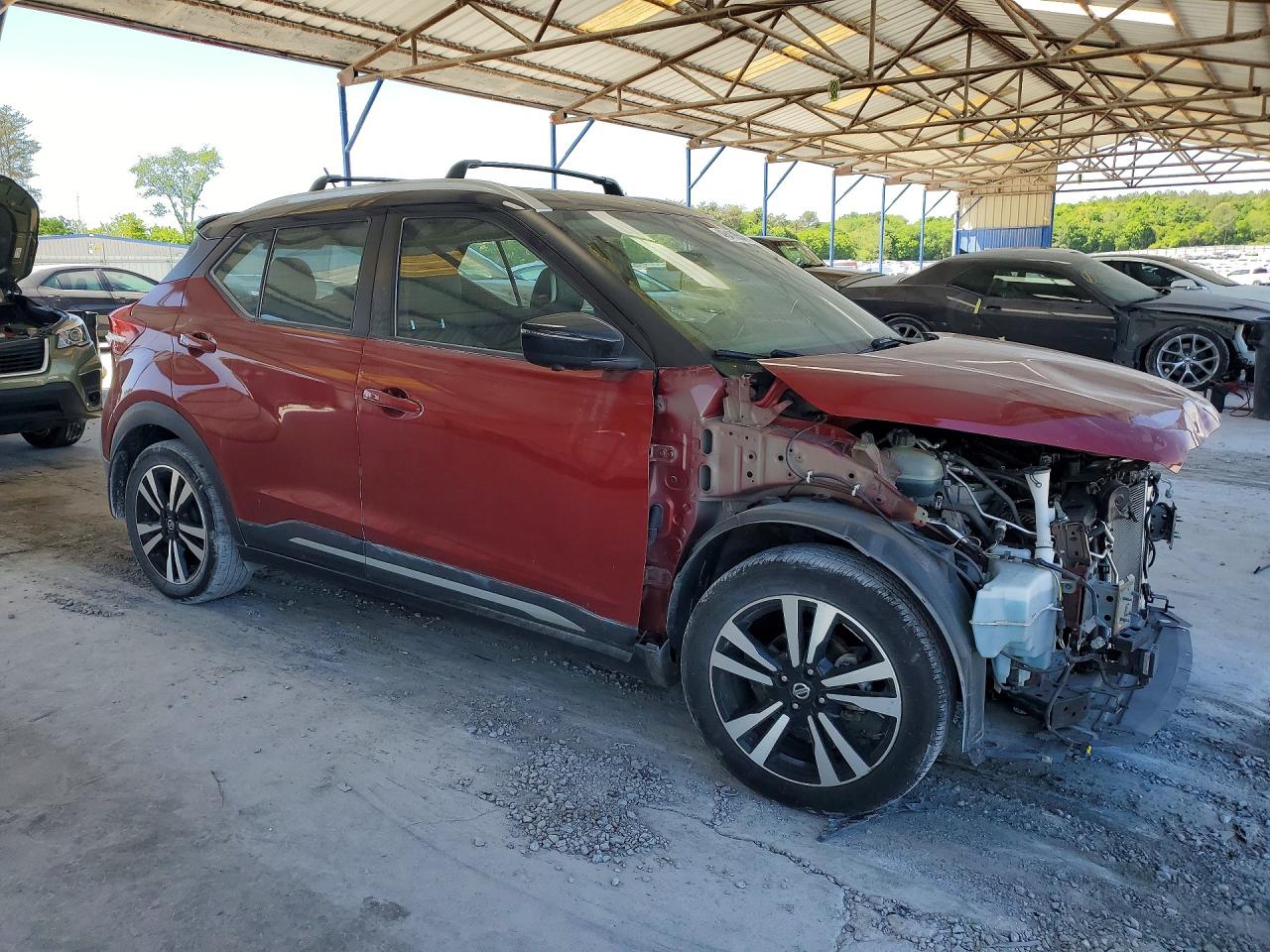 2019 NISSAN KICKS SR photo 4