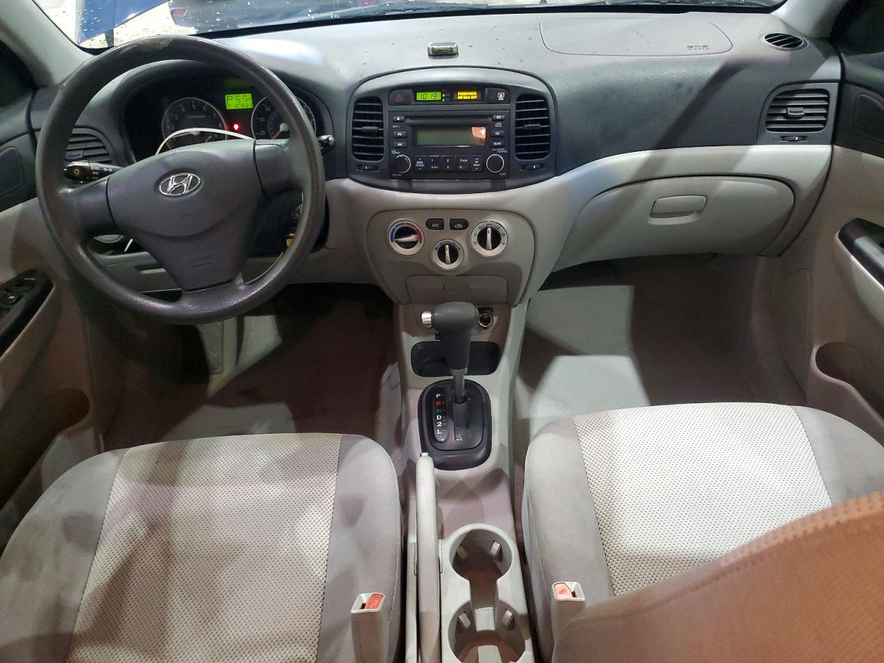 2007 HYUNDAI ACCENT GLS photo 22