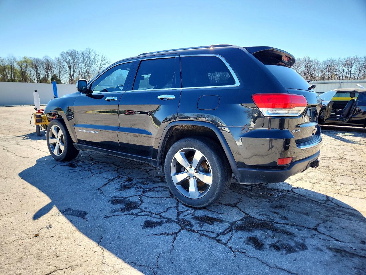 2015 JEEP GRAND CHEROKEE LIMITED photo 4