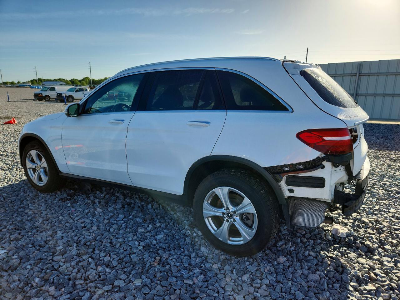 2018 MERCEDES-BENZ GLC 300 photo 3