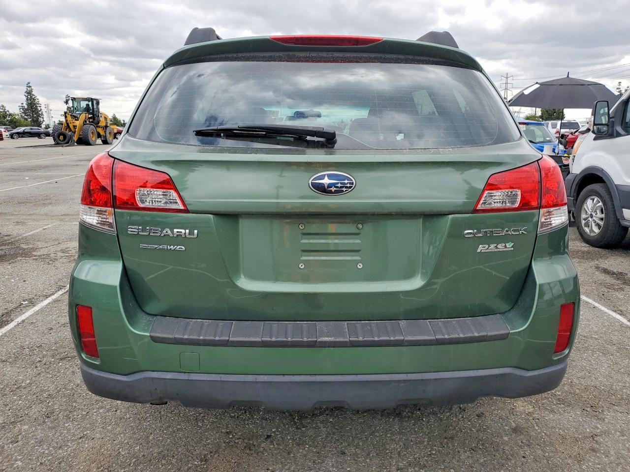 2012 SUBARU OUTBACK 2.5I photo 6