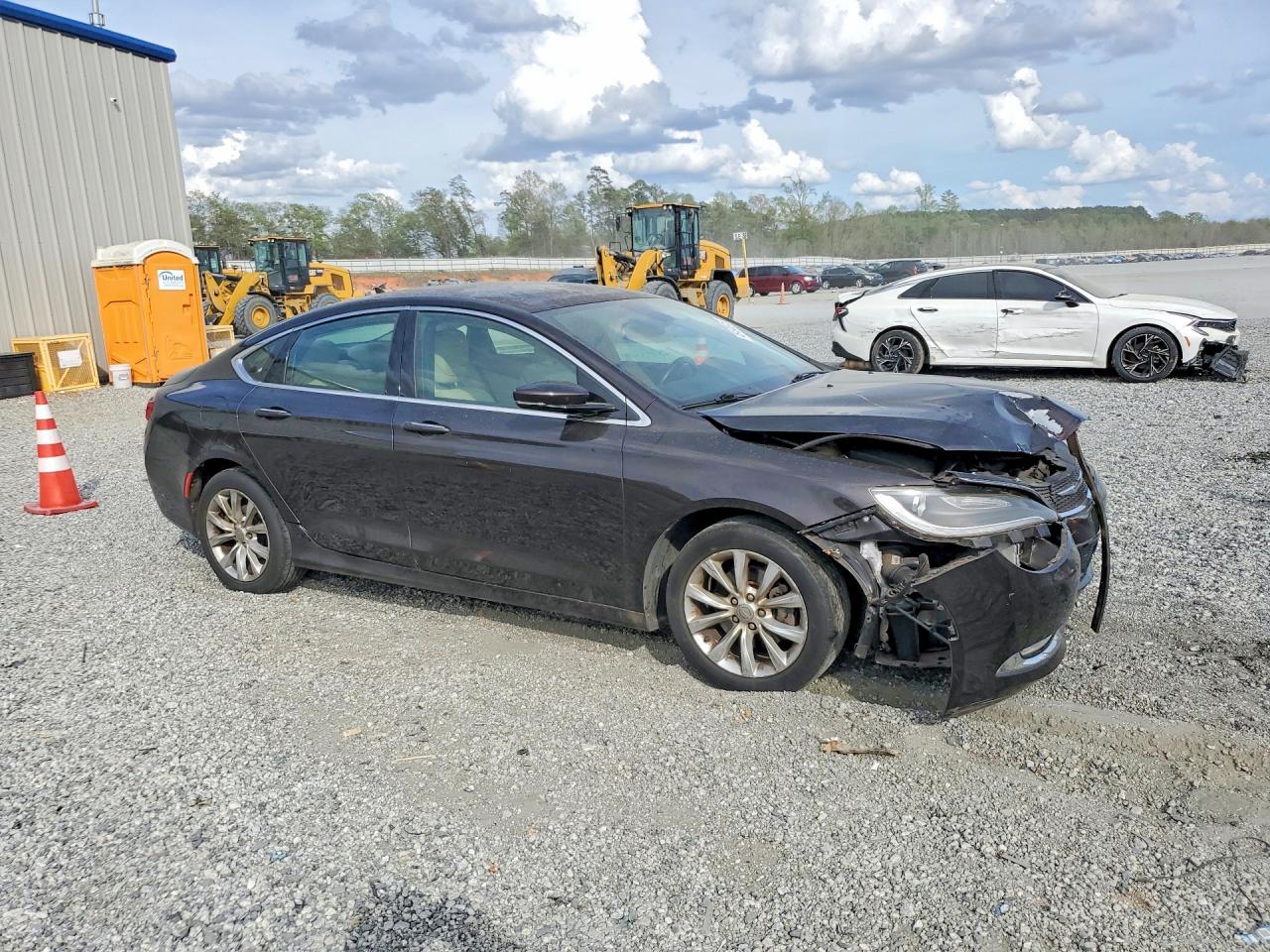 2015 CHRYSLER 200 C photo 7