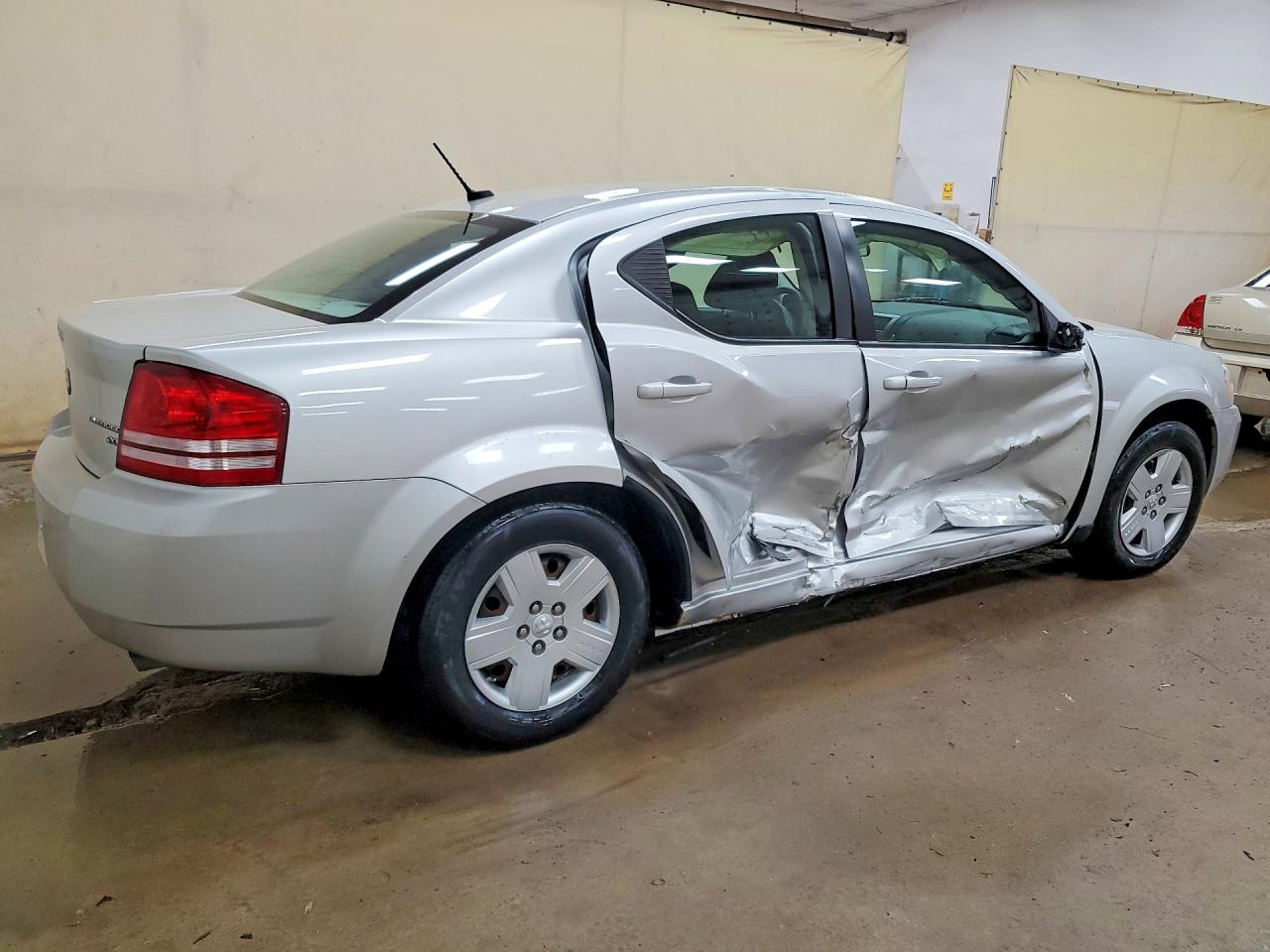2009 DODGE AVENGER SE photo 5