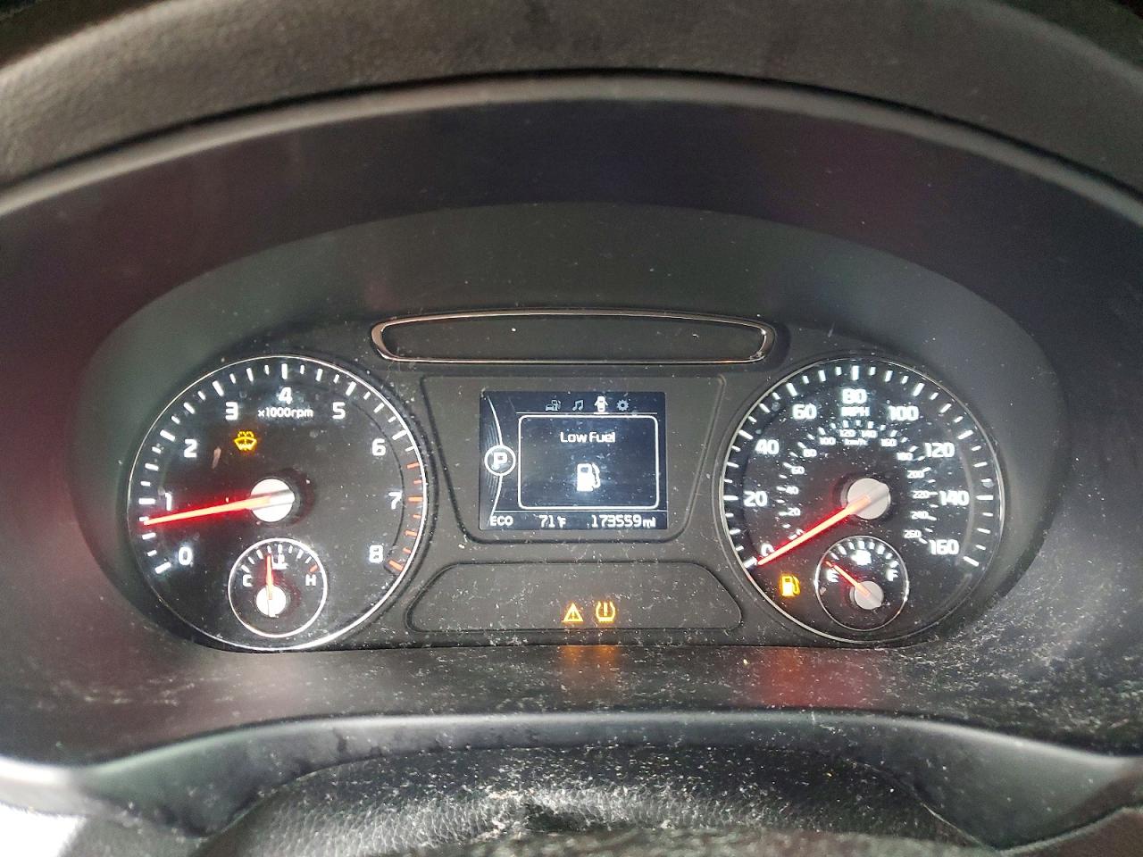 2016 KIA SORENTO LX photo 25