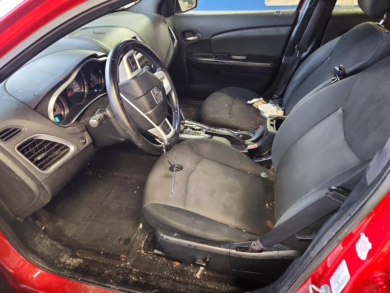 2012 DODGE AVENGER SXT photo 13