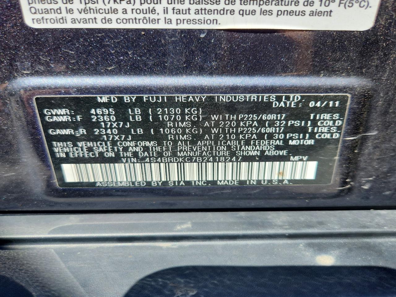 2011 SUBARU OUTBACK 3.6R LIMITED photo 25