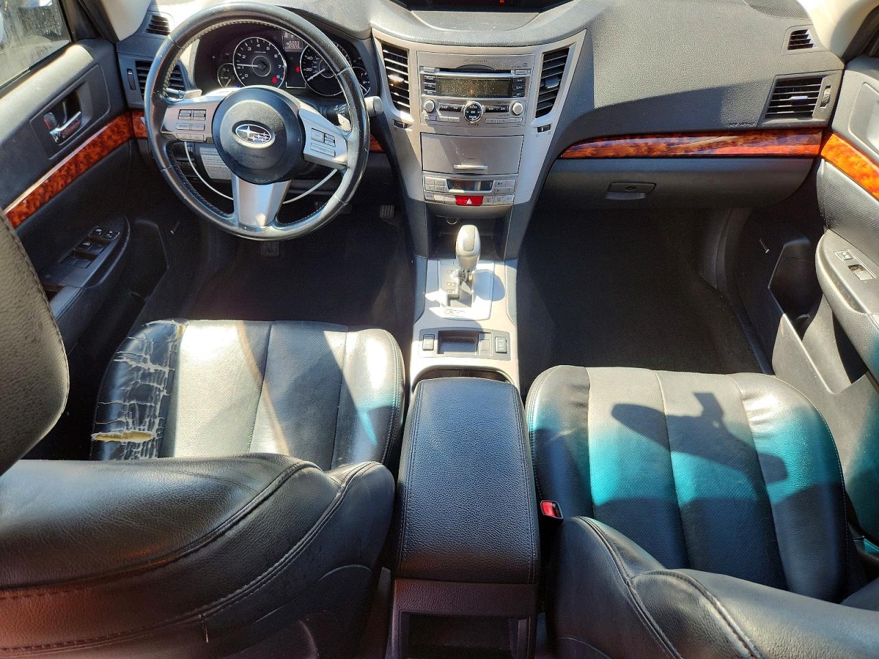 2011 SUBARU OUTBACK 3.6R LIMITED photo 15
