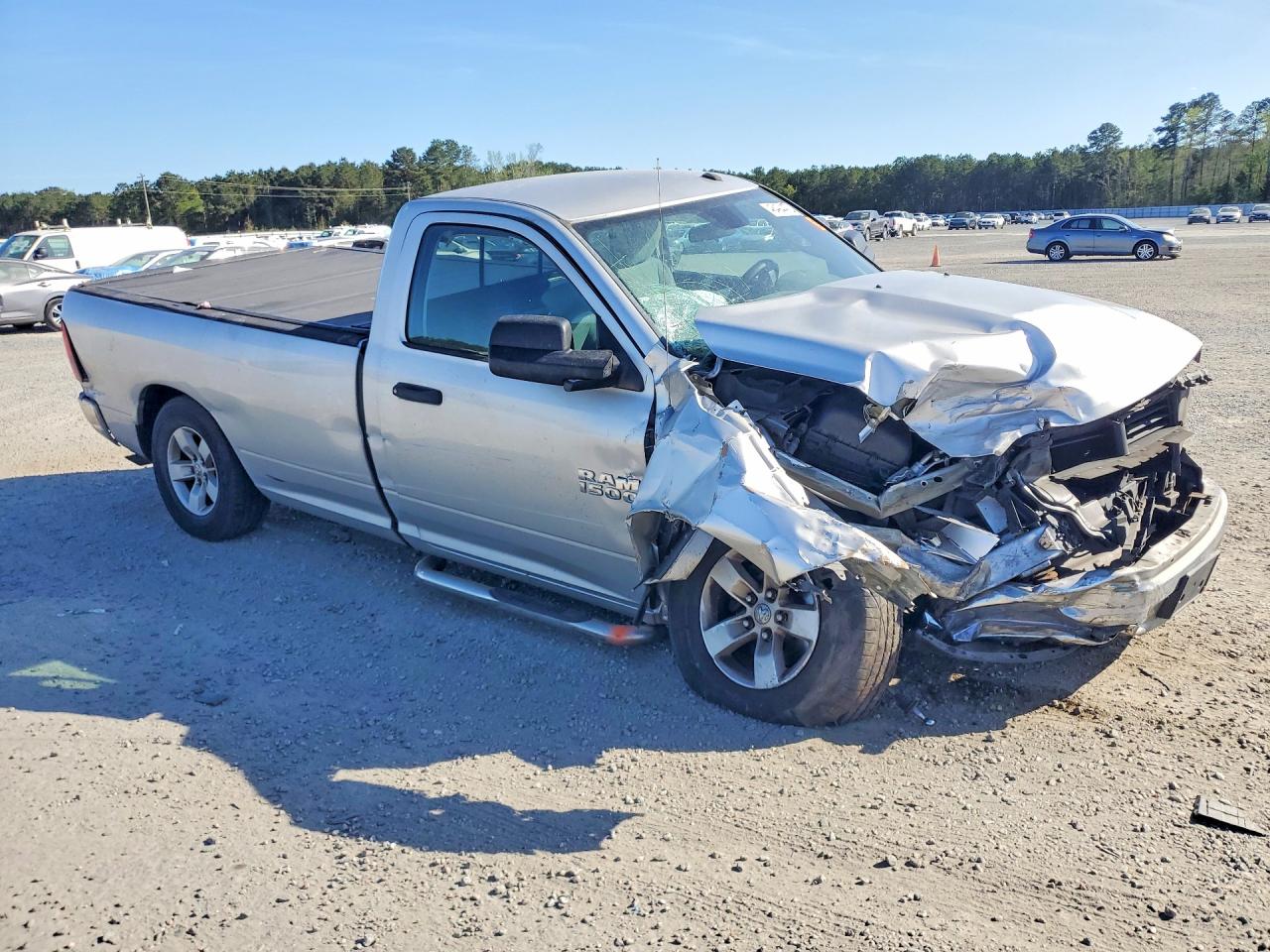 2014 RAM 1500 ST photo 7