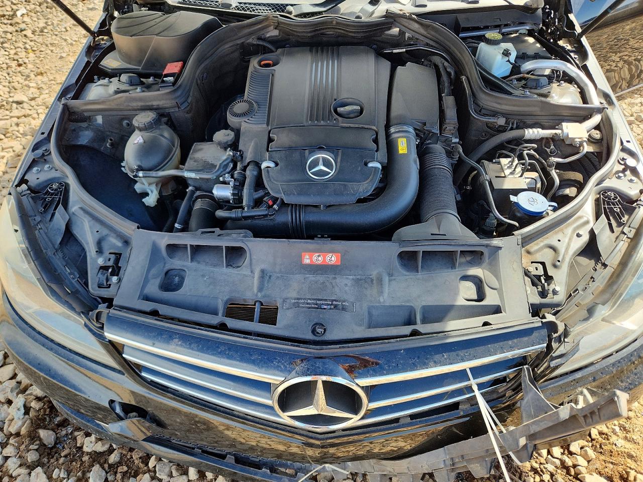 2014 MERCEDES-BENZ C 250 photo 11