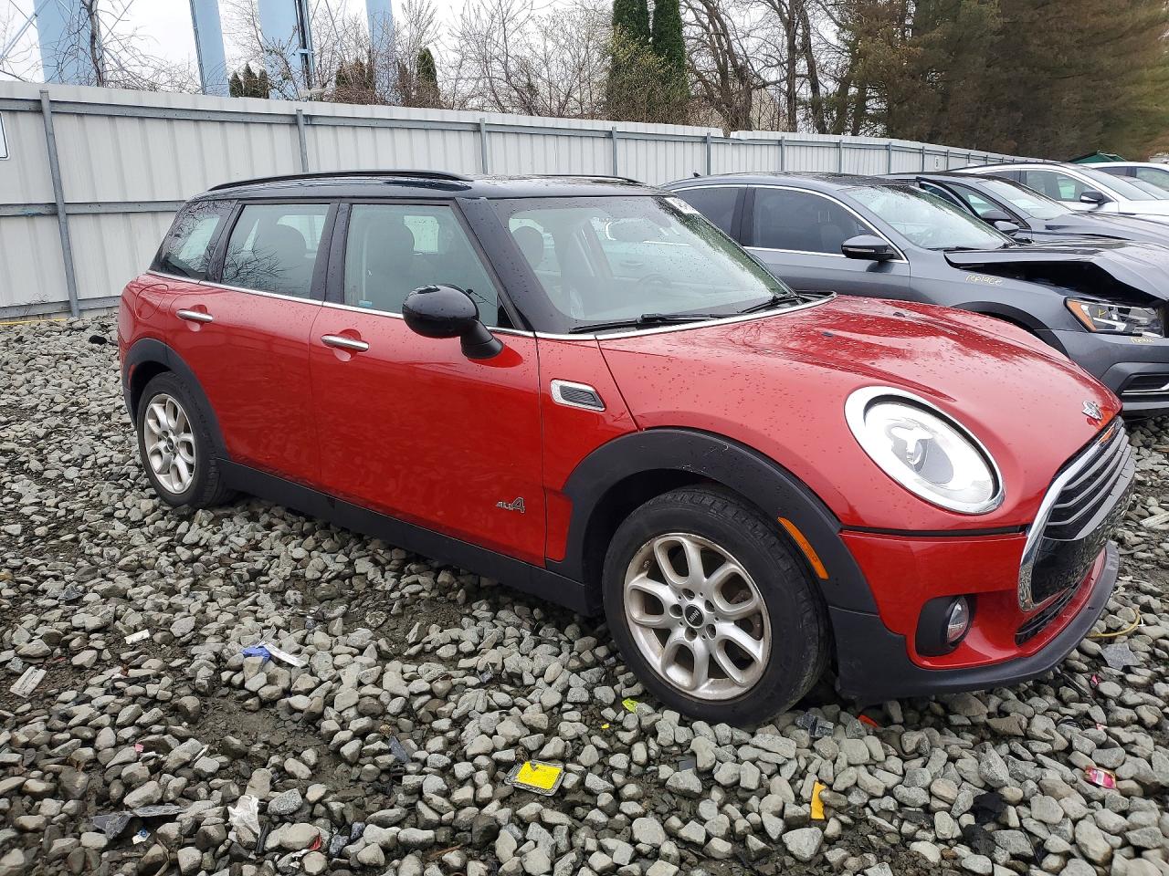 2017 MINI COOPER CLUBMAN ALL4 photo 7