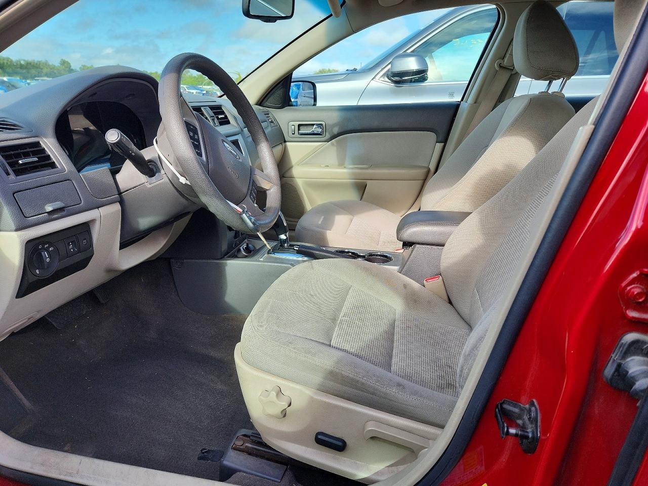 2010 FORD FUSION SE photo 19