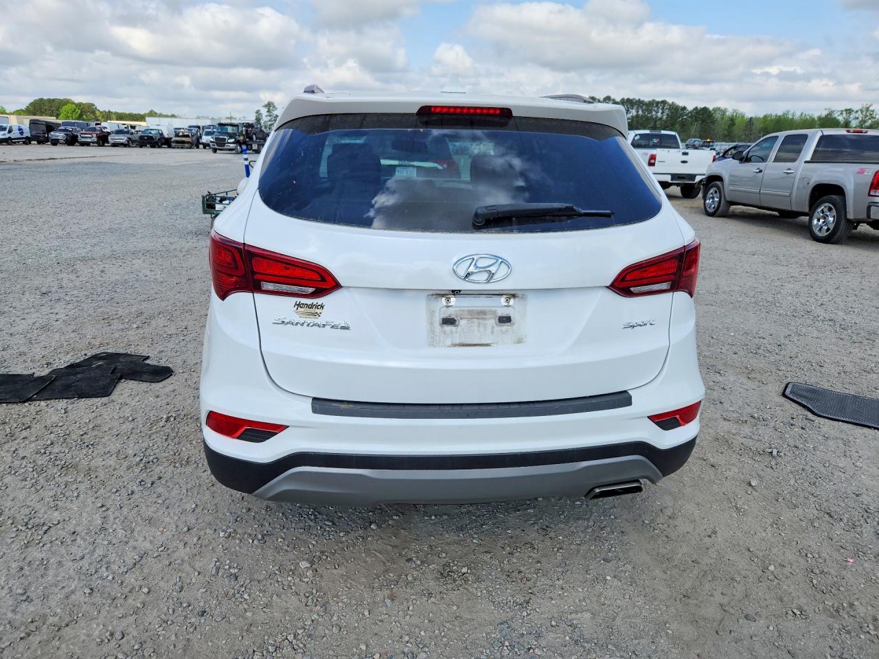 2017 HYUNDAI SANTA FE SPORT 2.4L photo 16