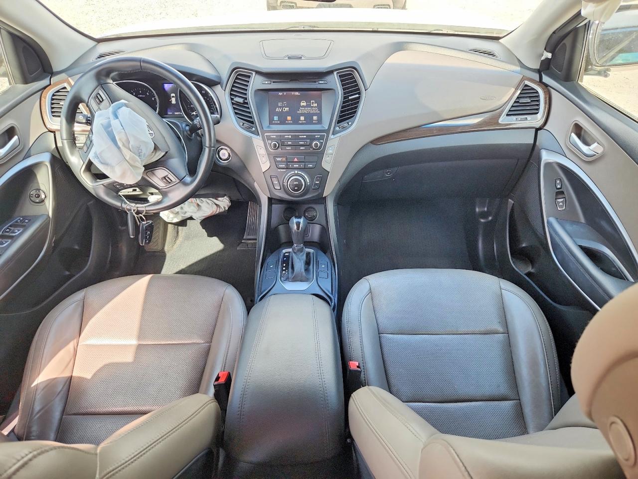 2017 HYUNDAI SANTA FE SPORT 2.4L photo 22