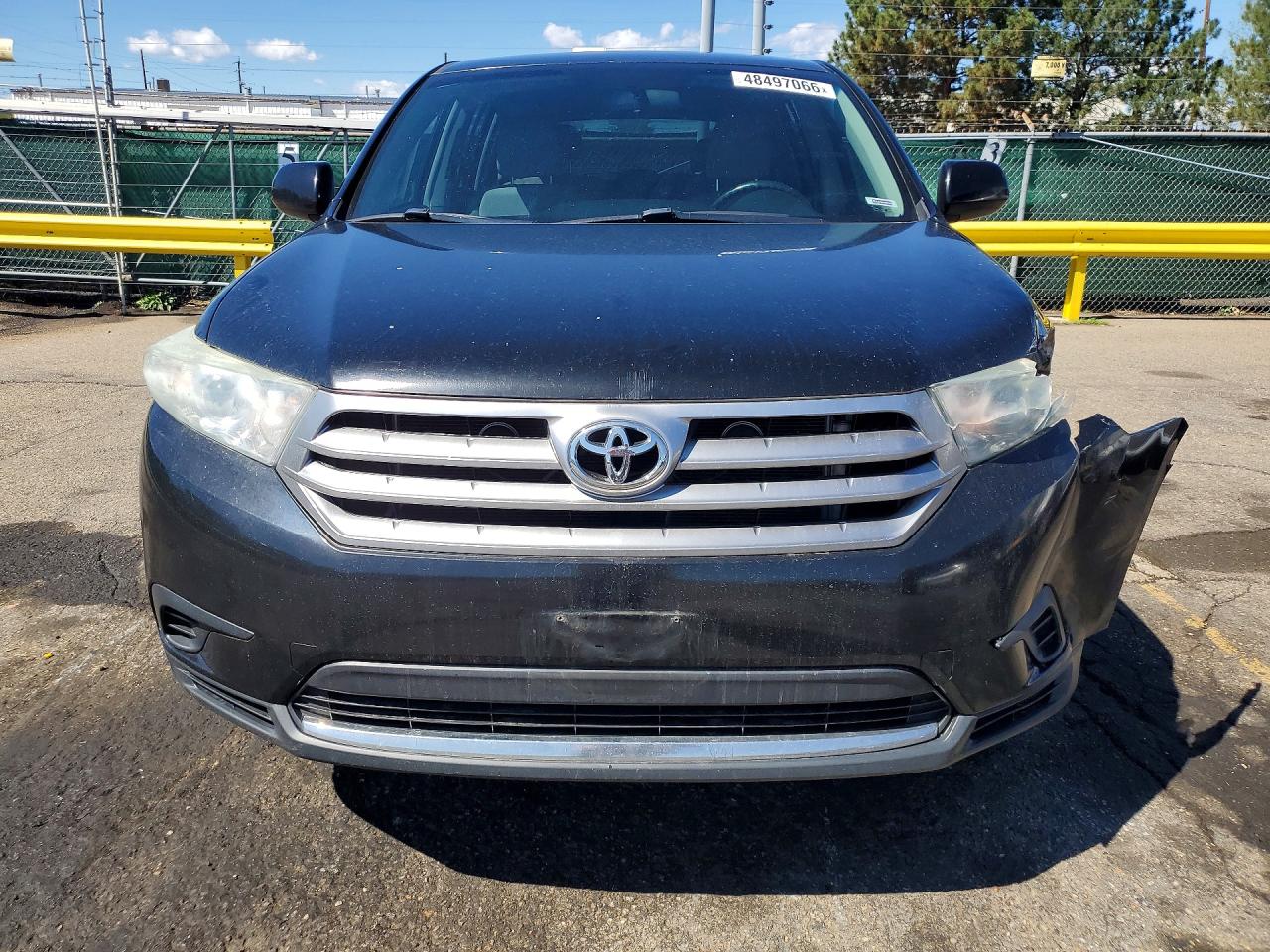 2013 TOYOTA HIGHLANDER BASE photo 5