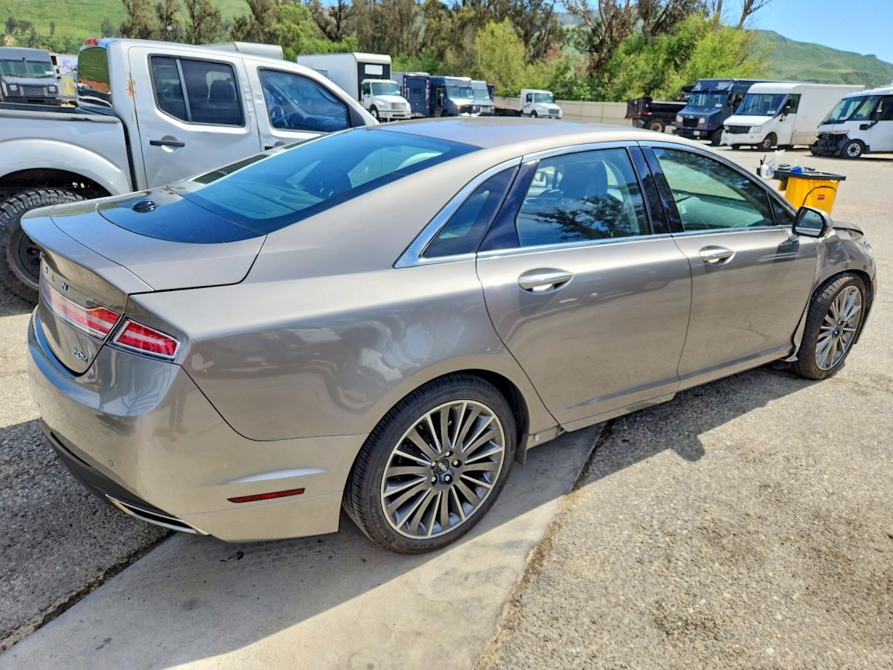 2015 LINCOLN MKZ HYBRID photo 5