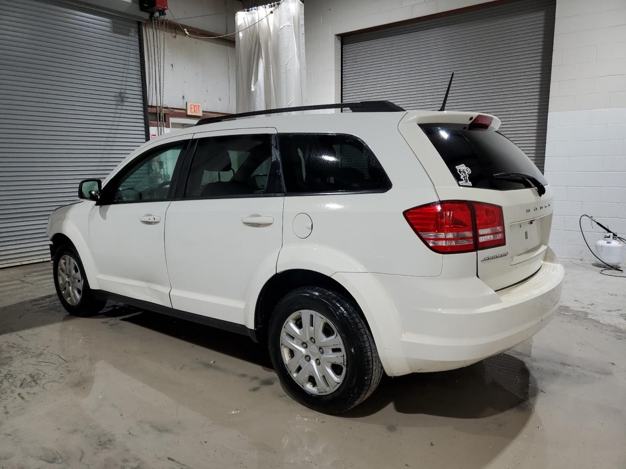 2018 DODGE JOURNEY SE photo 3