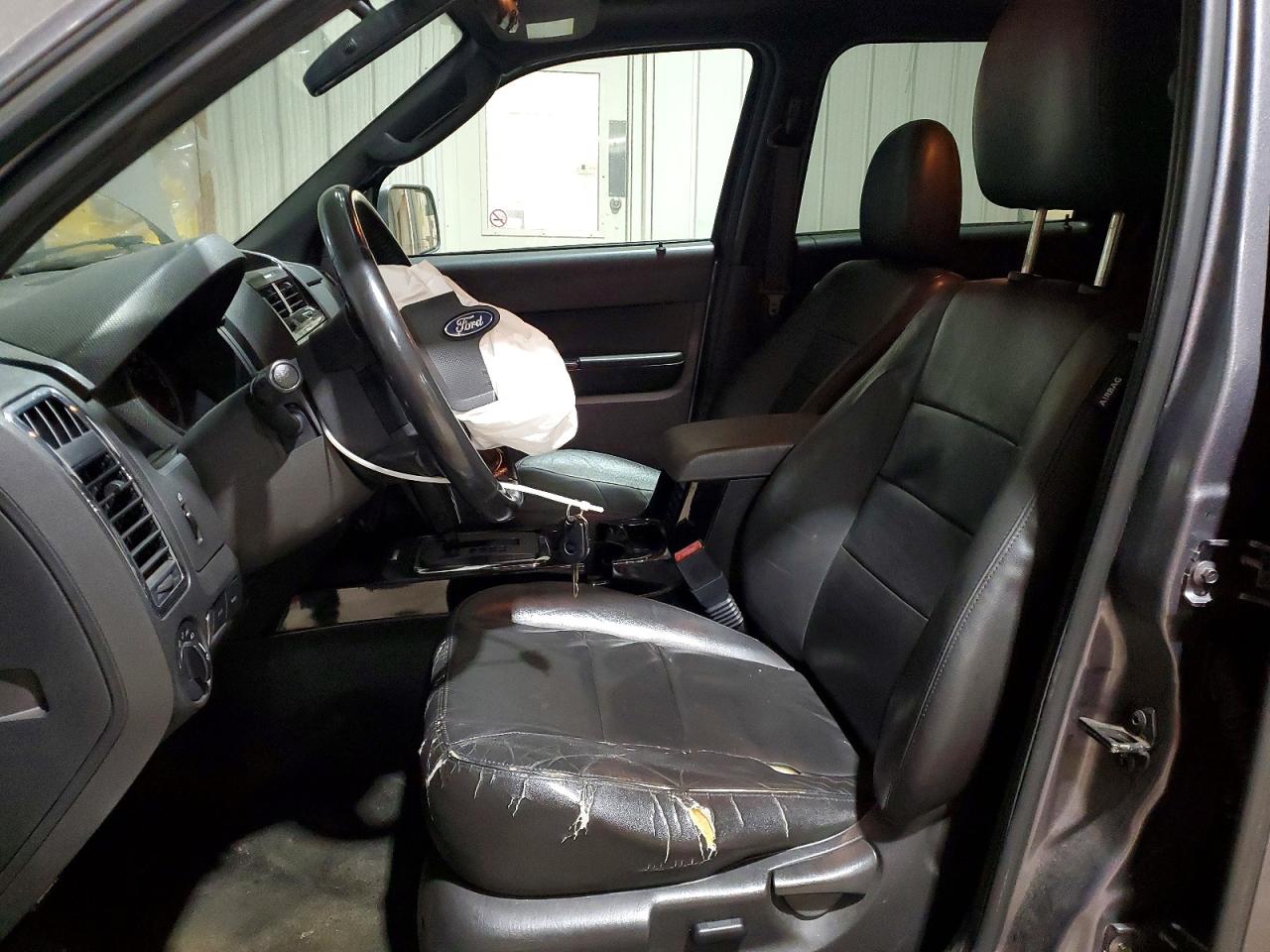 2011 FORD ESCAPE LIMITED photo 13