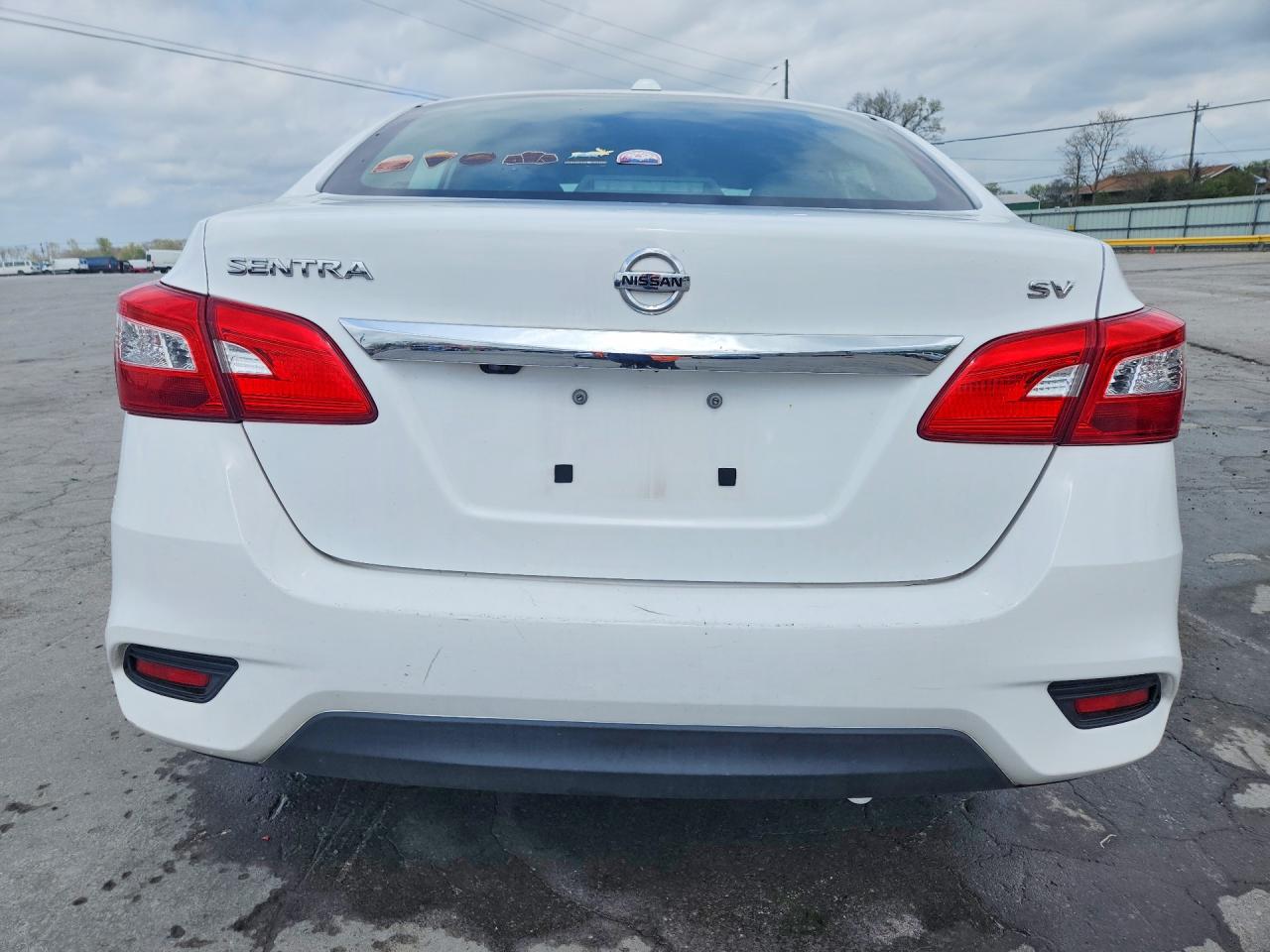 2019 NISSAN SENTRA SV photo 11