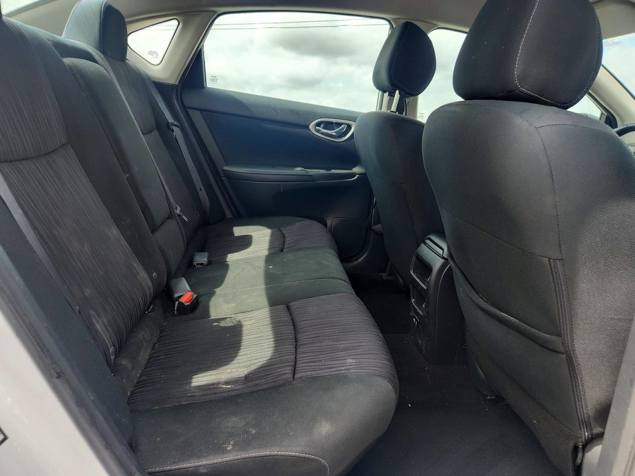 2019 NISSAN SENTRA SV photo 19