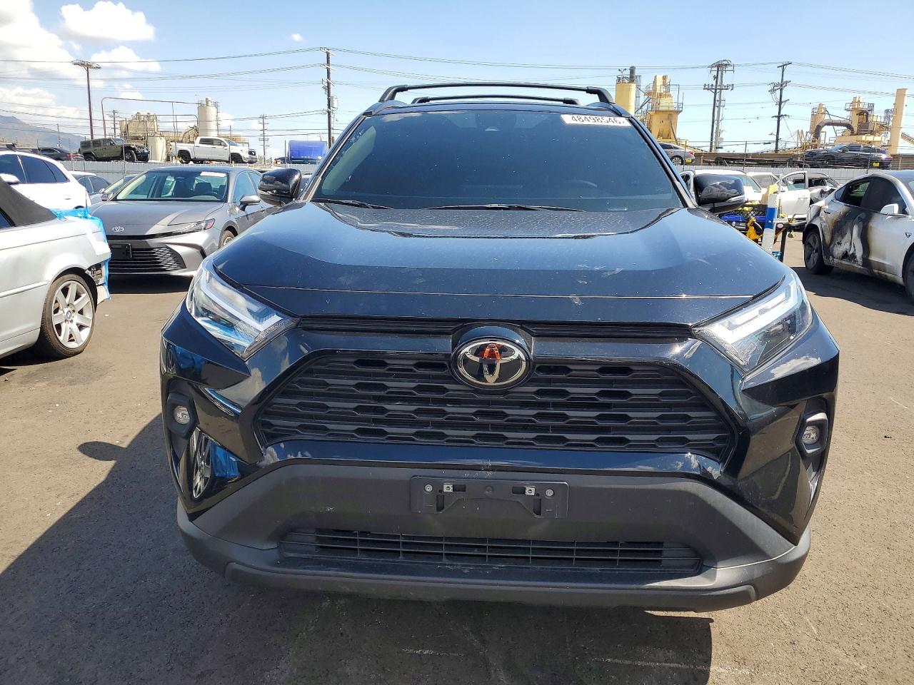 2024 TOYOTA RAV4 XLE PREMIUM photo 5