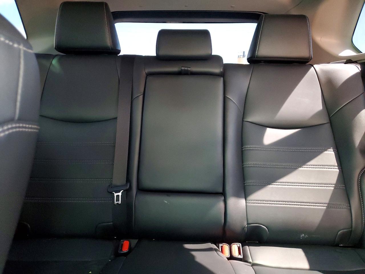 2024 TOYOTA RAV4 XLE PREMIUM photo 10