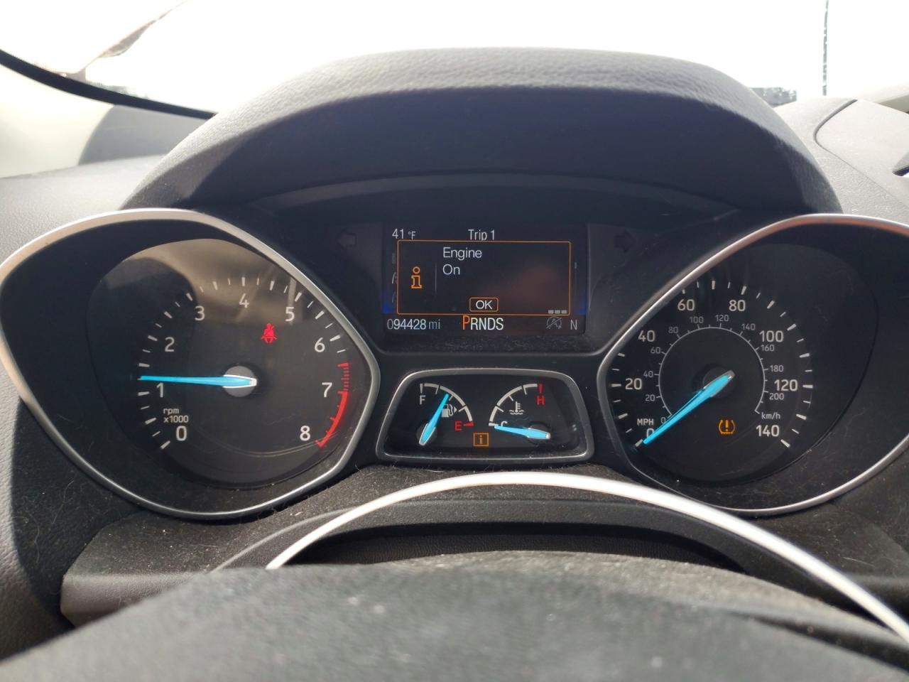 2017 FORD ESCAPE SE photo 9