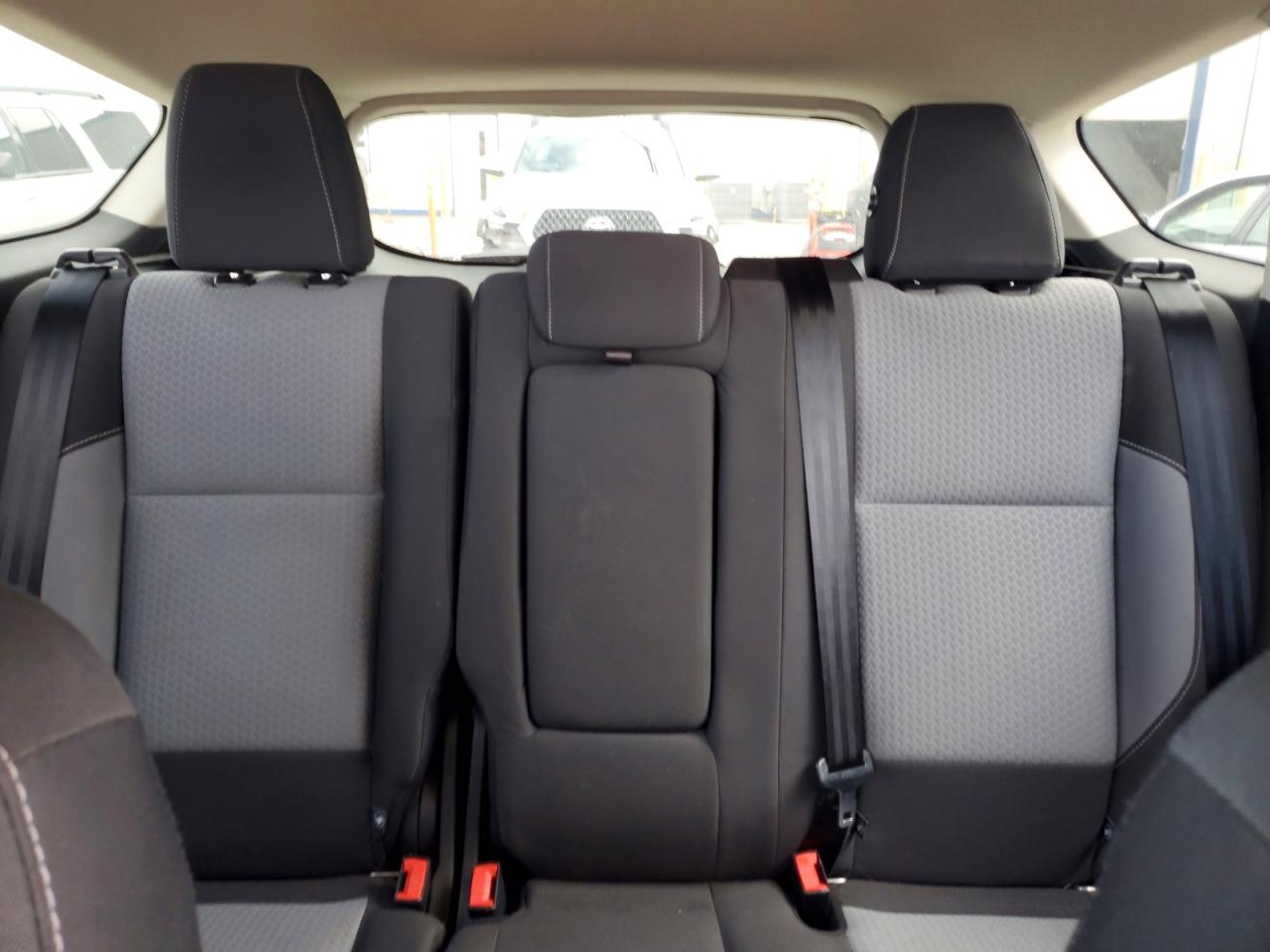 2017 FORD ESCAPE SE photo 10