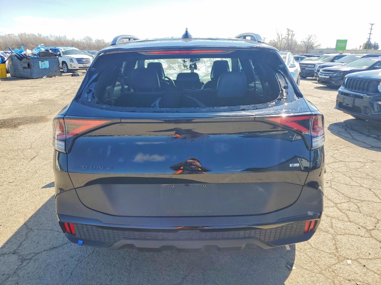 2025 KIA SPORTAGE X-LINE photo 11
