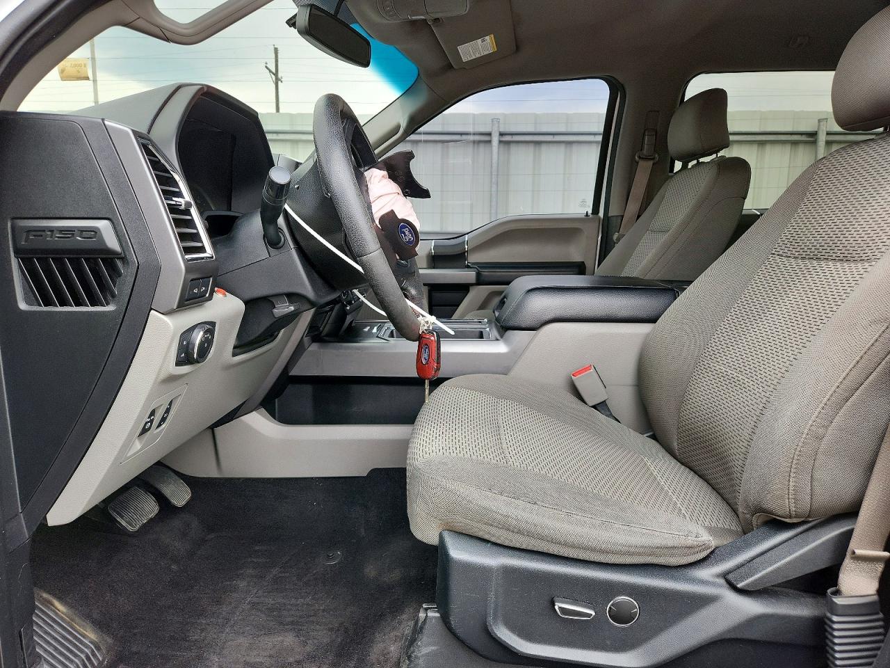 2016 FORD F150 SUPERCREW photo 19