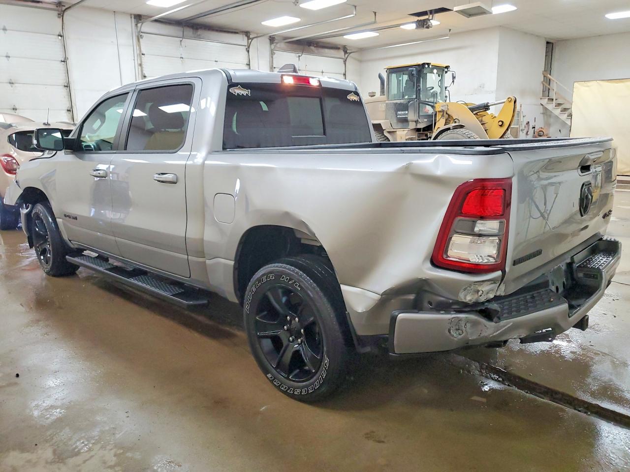 2021 RAM 1500 BIG HORN photo 3