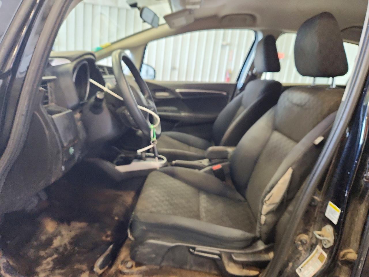2016 HONDA FIT LX photo 13