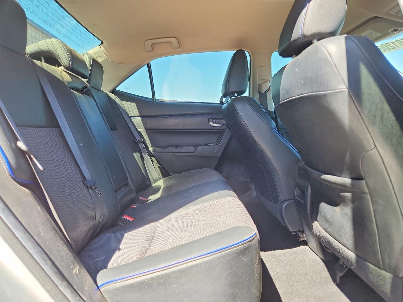 2018 TOYOTA COROLLA SE photo 19